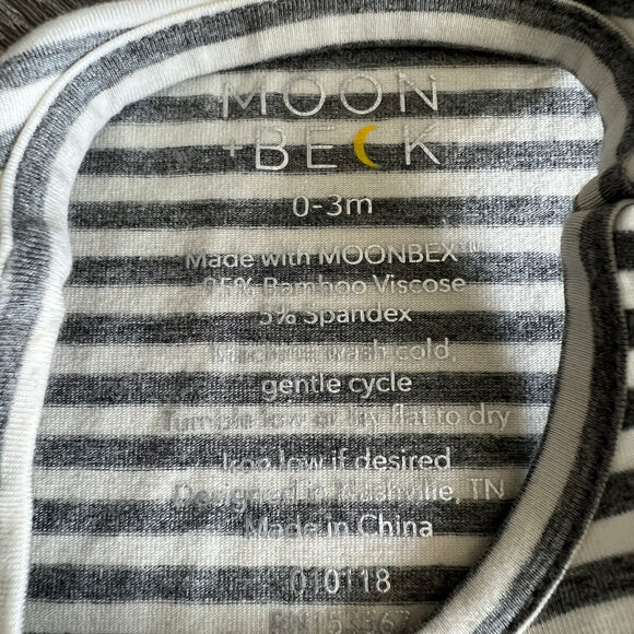 Moon + Beck Romper Kids 0-3 Months White Gray Striped Sleeveless - Picture 2 of 9